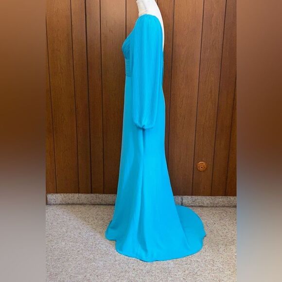 Badgley Mischka Pleated Bodice Plunge Evening Gown size 8 - Picture 8 of 16